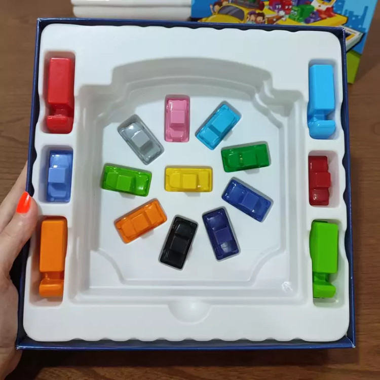 بازی فکری کاراوت پلاستیکی