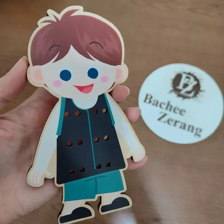 بازی دوختنی نخ و دکمه پسر