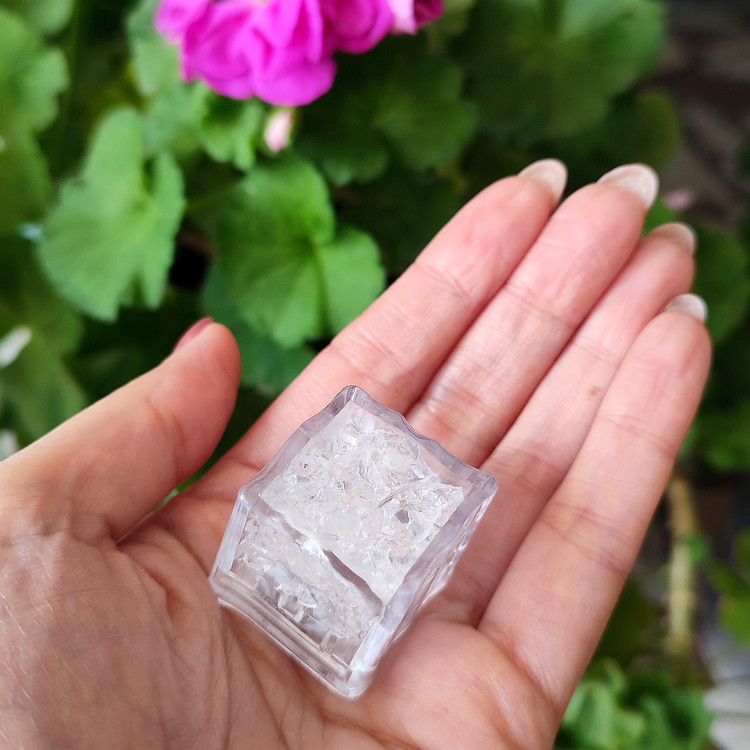 اسباب بازی یخ رنگی چراغدار تک عددی سایز کوچیک