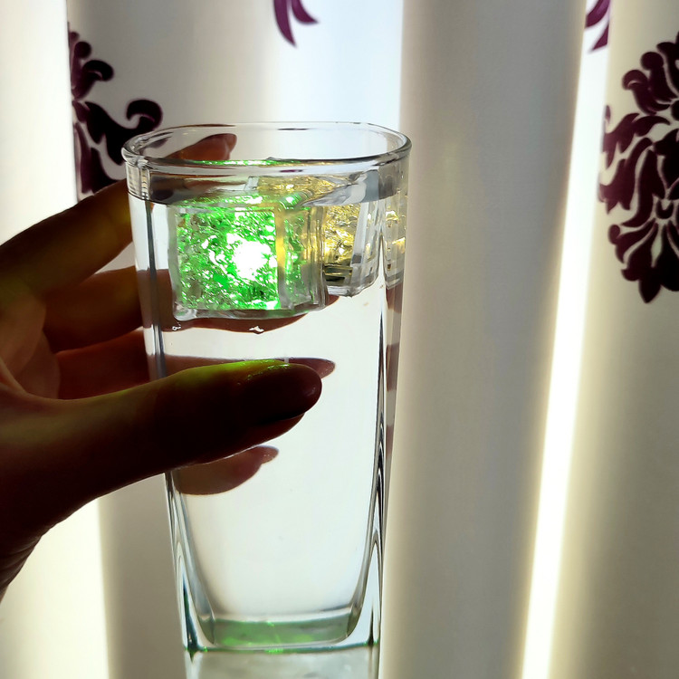 اسباب بازی یخ رنگی چراغدار تک عددی